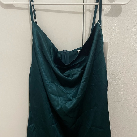 Green Cowlneck Midi Dress - Picture 2 of 3